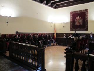 El presidente del TSJA, Lorenzo del Río, ha presidido el acto de toma de posesión de los 16 nuevos jueces de la 68ª promoción de la Escuela Judicial